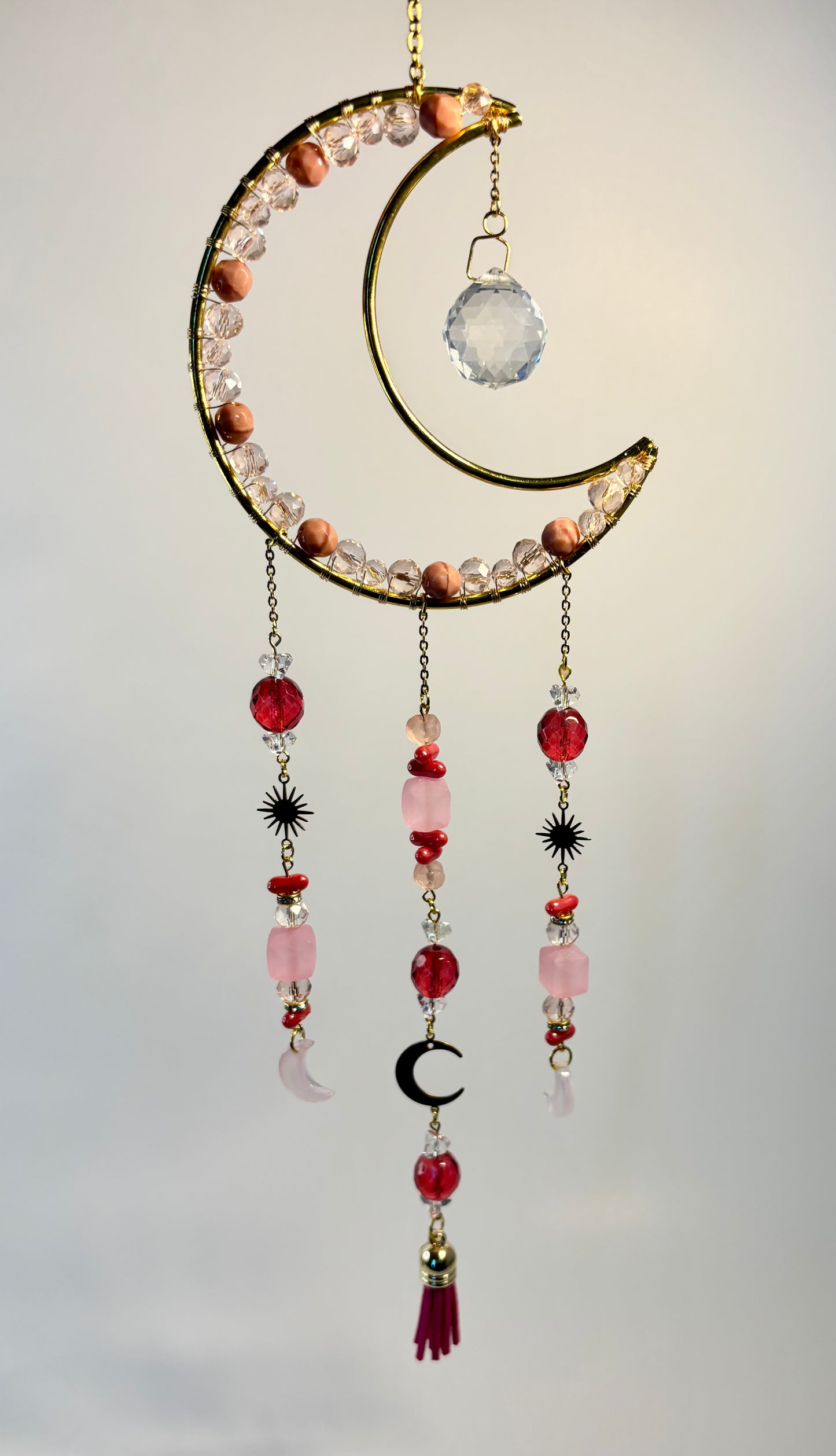 Medium Gold Metal Moon Frame with Pink