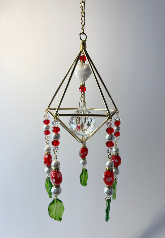 Gold Geometric Frame with 5 Pendants, Small Pearl